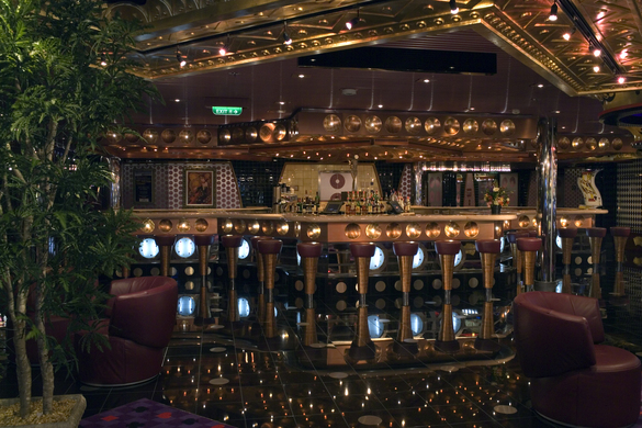 Carnival Splendor Royal Flush Casino 1.jpg